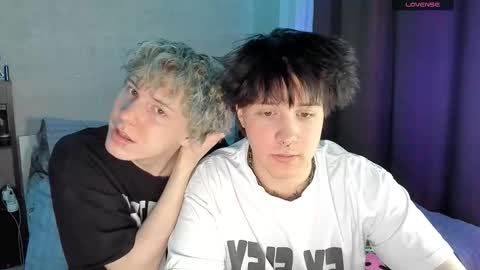 Snapshot of miya_meow_miku chatting on December 2025 05:31:02 PM MeowMiku online show from December 2025 05:31:02 PM