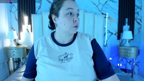 Hey Guys  Im Mollie online show from November 2025 12:26:01 PM