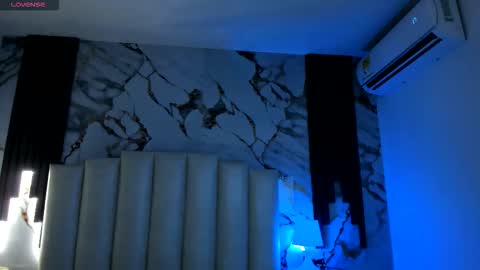 Hey Guys  Im Mollie online show from November 2025 12:27:01 PM