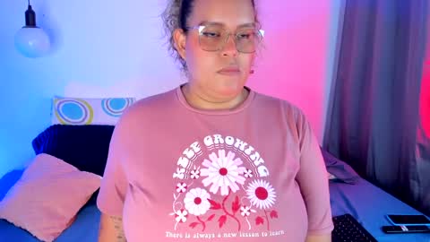 aleja      independent model       online show from January 2025 11:13:01 PM