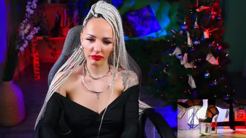 Monika online show from December 2024 12:23:02 PM