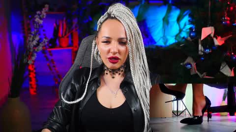 Monika online show from January 2025 11:58:02 AM