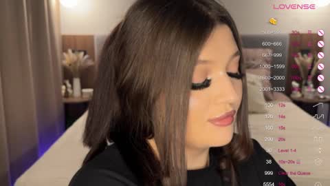 Snapshot of moonrenata chatting on November 2025 10:12:01 PM Ri online show from November 2025 10:12:01 PM