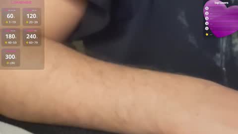 Moonsire online show from December 2025 07:22:01 PM