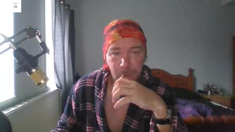 mr_i_ online show from September 2025 08:37:02 AM