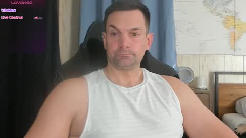 Cam online show from February 2025 09:28:01 PM