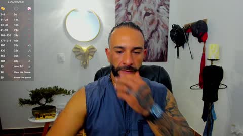 mr_maik22 online show from January 2025 10:39:02 AM