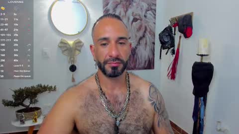 mr_maik22 online show from February 2025 12:22:02 PM