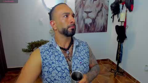 mr_maik22 online show from February 2025 11:22:01 AM