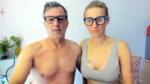 LOVELY JULIA  Peter DAY online show from December 2024 07:43:01 AM
