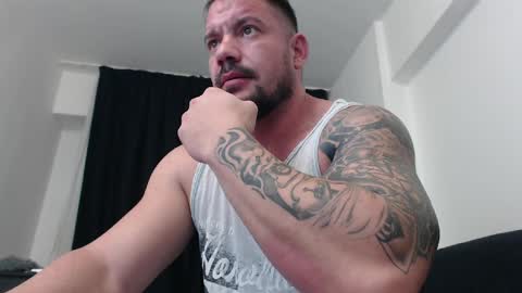 MuscleMonster31 online show from December 2024 05:15:02 AM