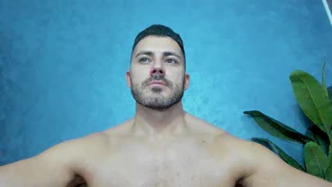 muscularmaster onlyfans online show from December 2024 01:14:01 AM