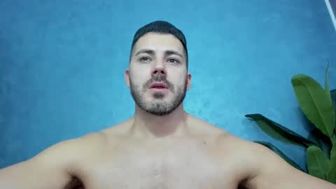 muscularmaster onlyfans online show from December 2024 01:14:01 AM