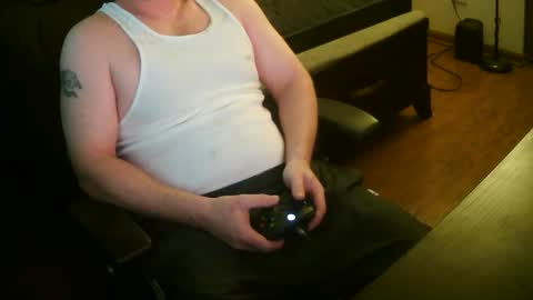 mustenjoyhead79 online show from October 2025 08:00:02 PM