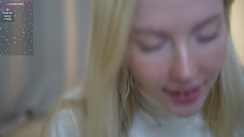 STELLA  Im here today online show from December 2024 07:23:01 PM