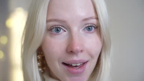 STELLA  Im here today online show from December 2024 03:37:02 PM
