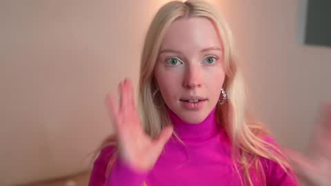 STELLA  Im here today online show from December 2024 05:10:01 PM