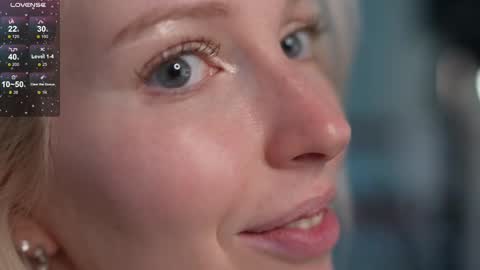 STELLA  Im here today online show from February 2025 04:44:01 PM
