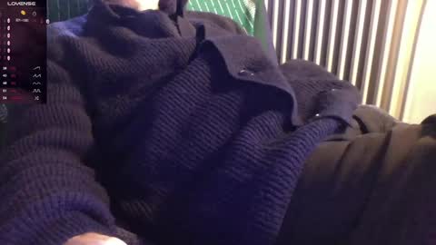Bi sexy guy lovense hush is on private is open or password show tip if you like. online show from January 2025 02:09:02 PM
