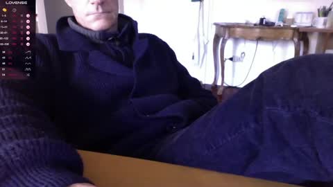 Bi sexy guy lovense hush is on private is open or password show tip if you like. online show from January 2025 08:17:01 AM