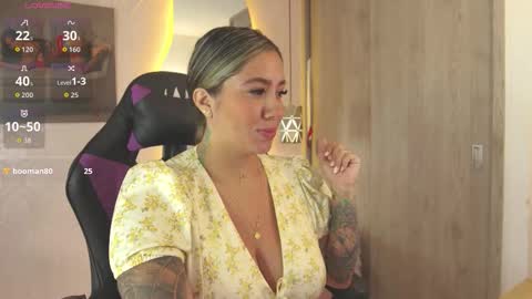 S A R A online show from November 2025 01:12:02 PM