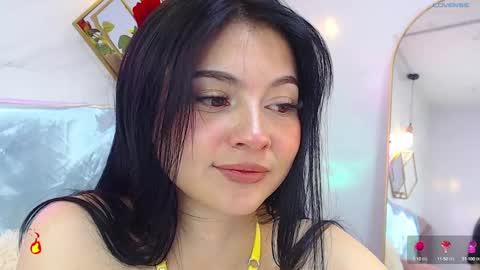 naamah_b online show from February 2025 04:36:02 PM