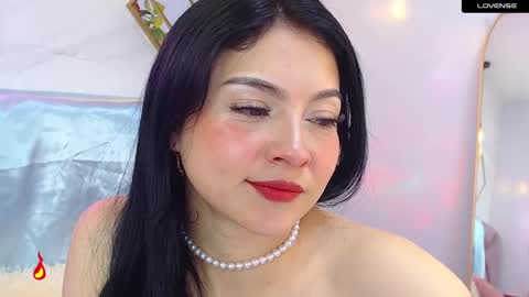 naamah_b online show from February 2025 01:44:01 PM
