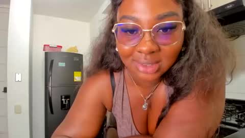 Nathalia King online show from February 2025 07:47:02 PM