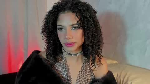 naomidawson online show from February 2025 02:28:02 AM