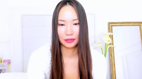 Naomi online show from March 2025 02:54:01 AM