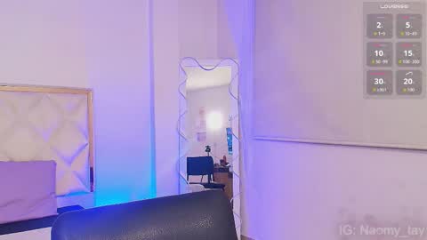 Snapshot of naomy_tay1 chatting on October 2025 03:19:01 AM Naomy online show from October 2025 03:19:01 AM