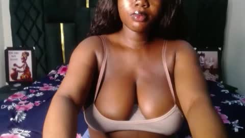 Snapshot of nastie_amanda chatting on December 2025 10:19:01 PM Amanda online show from December 2025 10:19:01 PM