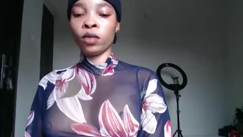 Snapshot of nastie_cumlover chatting on November 2025 09:23:01 AM bella online show from November 2025 09:23:01 AM