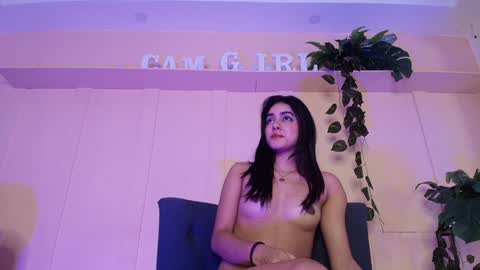 Naty  online show from December 2024 04:04:02 PM