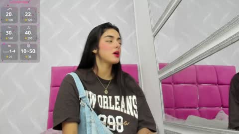 Naty  online show from December 2024 12:33:01 PM