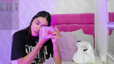 Naty  online show from December 2024 12:34:02 PM