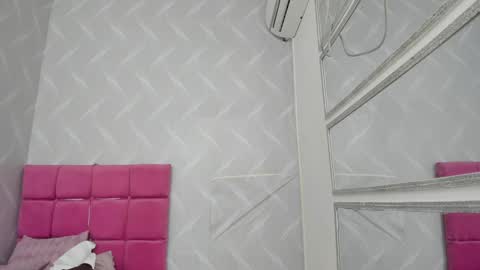 Naty  online show from December 2024 12:34:01 PM