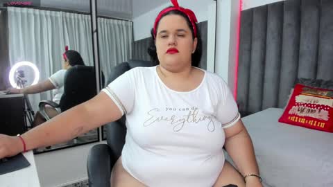 Nathalia online show from December 2024 07:37:02 PM