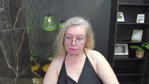 NataliCloud online show from December 2024 01:21:01 PM