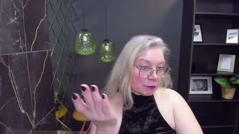 NataliCloud online show from December 2024 01:22:01 PM