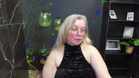 NataliCloud online show from December 2024 04:19:02 PM