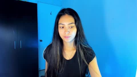 Snapshot of nathalie_rose chatting on January 2025 11:54:02 AM Nathalie online show from January 2025 11:54:02 AM