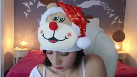 Snapshot of nathaly_blue chatting on December 2024 07:16:02 PM nathaly_blue online show from December 2024 07:16:02 PM