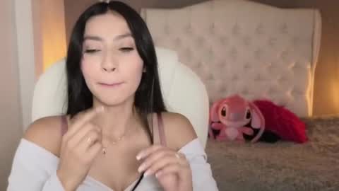 Snapshot of nathaly_blue chatting on January 2025 07:04:02 PM nathaly_blue online show from January 2025 07:04:02 PM