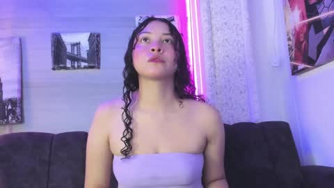 nati_fresh online show from October 2025 07:47:02 PM