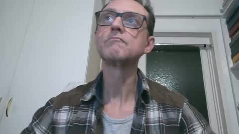 Snapshot of naturista25 chatting on November 2025 03:56:02 PM naturista25 online show from November 2025 03:56:02 PM