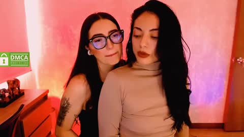 Natalia  Valeria online show from December 2024 02:02:01 PM