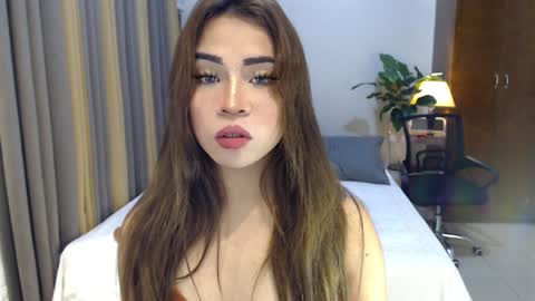 Queen Jess online show from December 2024 12:51:02 PM