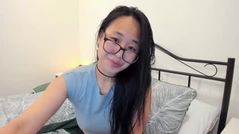 Gigi Chu  online show from February 2025 06:17:02 PM