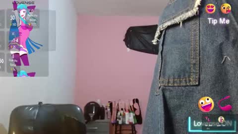 naughtyplayass online show from December 2024 06:35:02 PM
